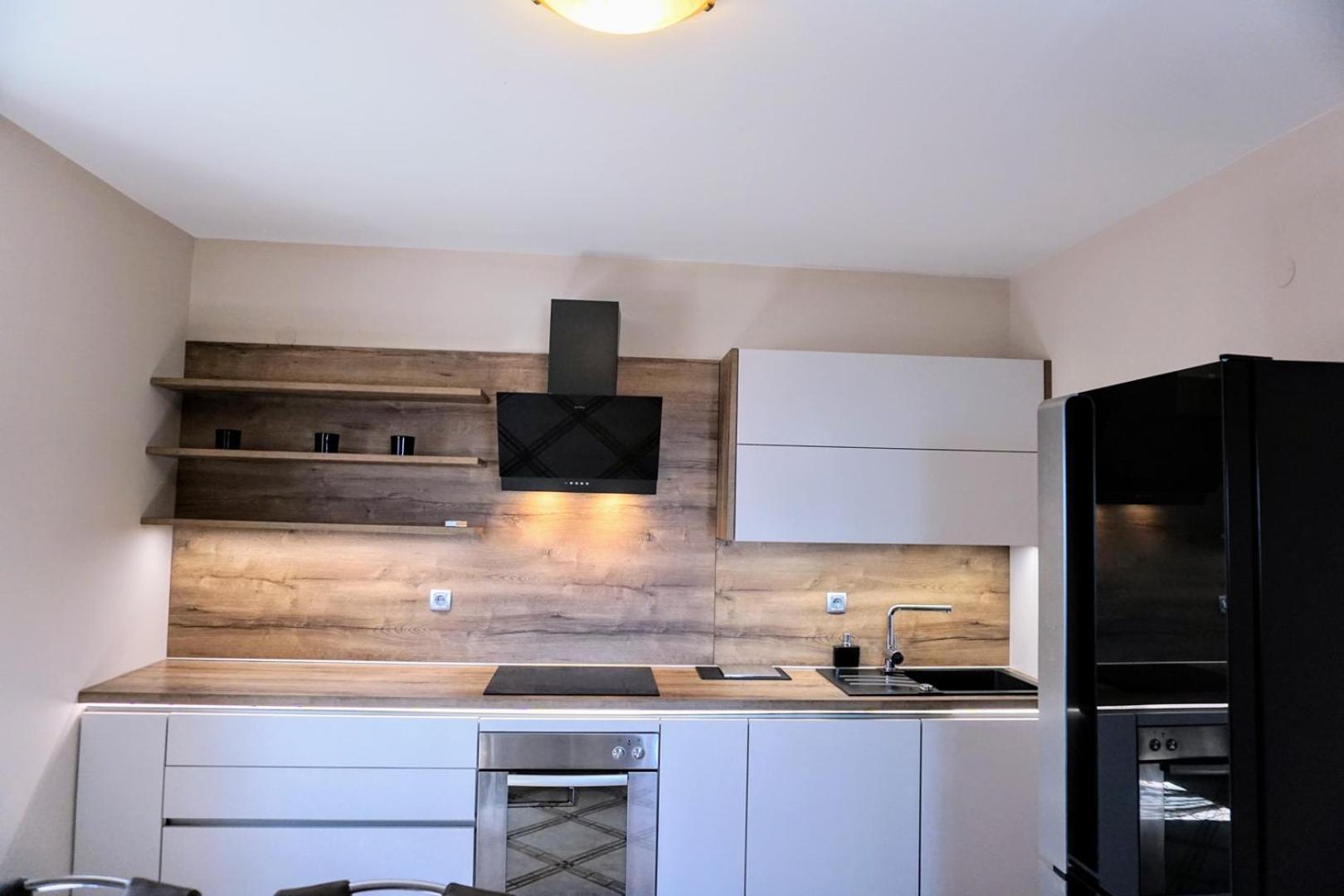 Apartment Stefica Цървени Връх Екстериор снимка
