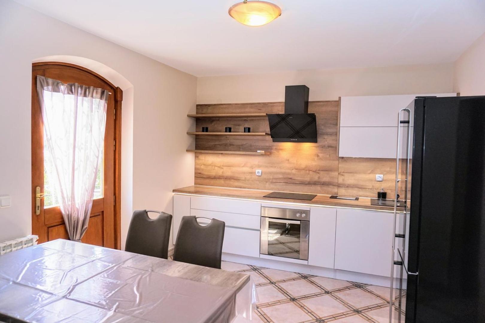 Apartment Stefica Цървени Връх Екстериор снимка