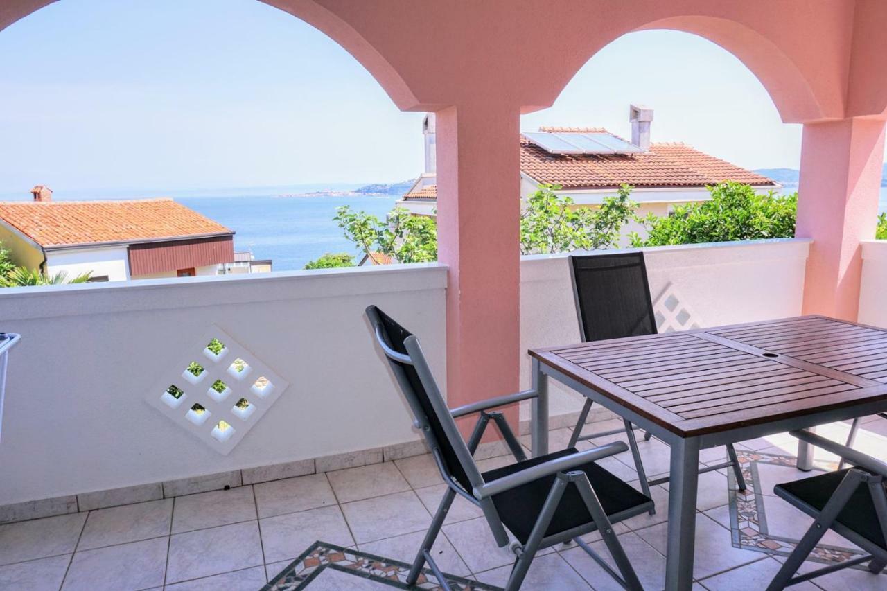 Apartment Stefica Цървени Връх Екстериор снимка