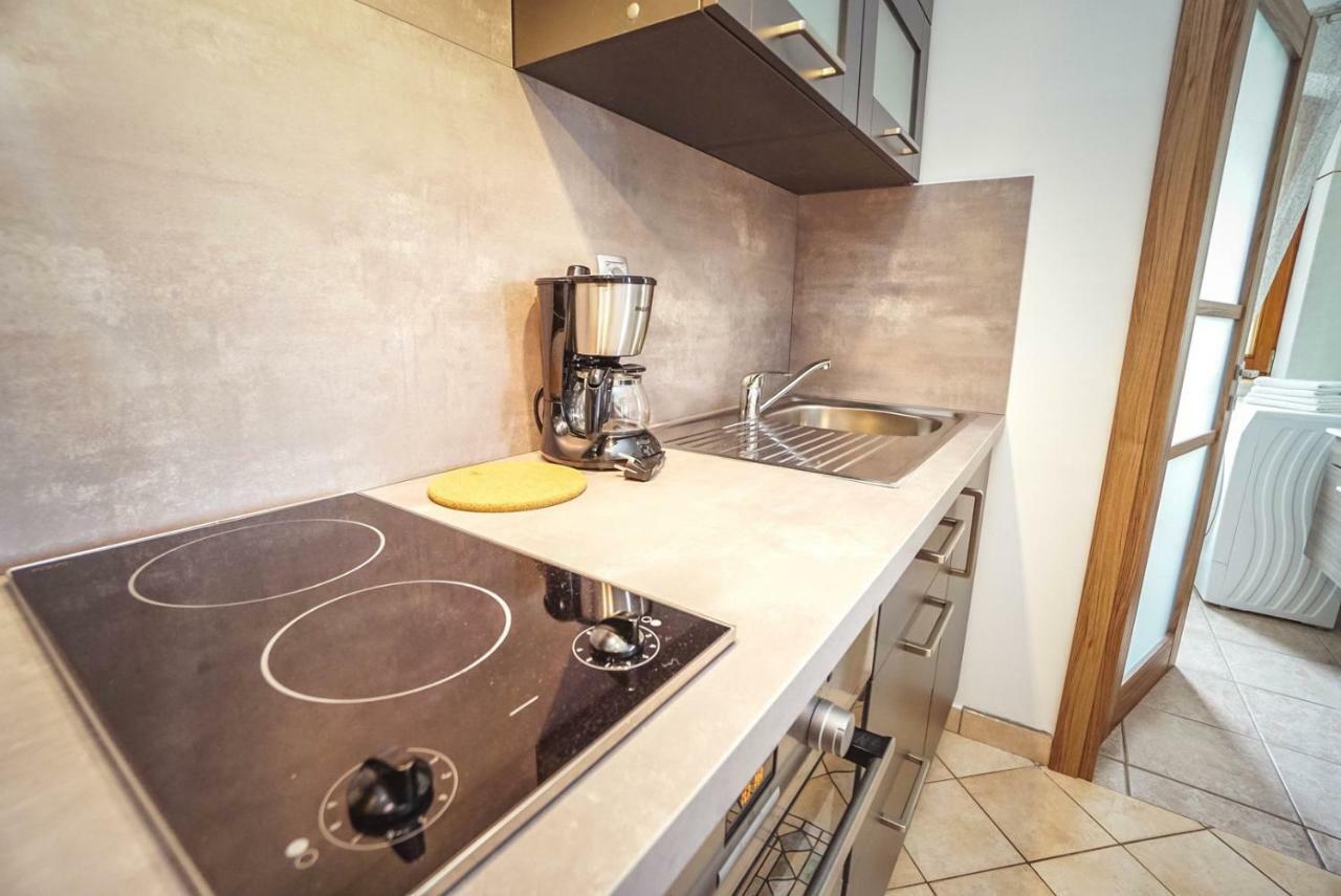 Apartment Stefica Цървени Връх Екстериор снимка